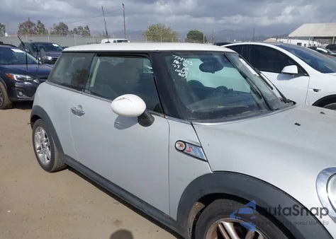 2013 Mini Hardtop Cooper S z USA, uszkodzony, nr VIN WMWSV3C58DT389216